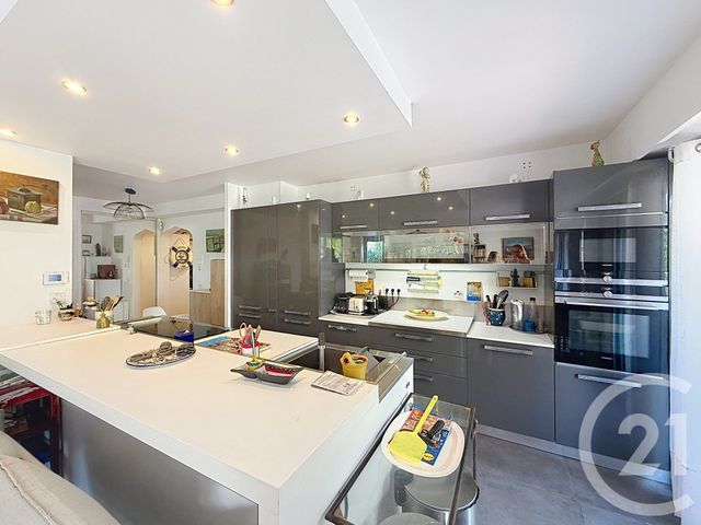 Appartement F3 à vendre - 3 pièces - 78.36 m2 - ANTIBES - 06 - PROVENCE-ALPES-COTE-D-AZUR - Century 21 Roi Soleil