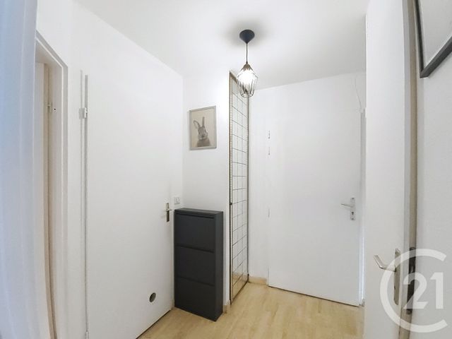 Appartement F3 à vendre - 3 pièces - 50.4 m2 - ANTIBES - 06 - PROVENCE-ALPES-COTE-D-AZUR - Century 21 Roi Soleil