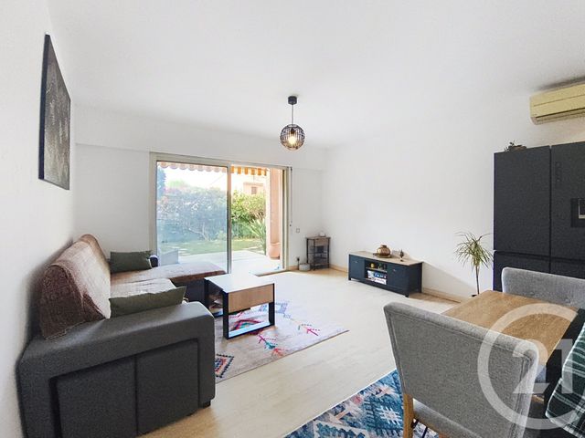 Appartement F3 à vendre - 3 pièces - 50.4 m2 - ANTIBES - 06 - PROVENCE-ALPES-COTE-D-AZUR - Century 21 Roi Soleil