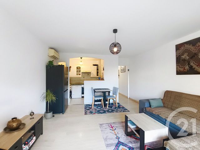 Appartement F3 à vendre - 3 pièces - 50.4 m2 - ANTIBES - 06 - PROVENCE-ALPES-COTE-D-AZUR - Century 21 Roi Soleil