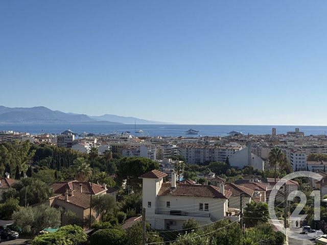 Appartement à vendre - 4 pièces - 135.79 m2 - ANTIBES - 06 - PROVENCE-ALPES-COTE-D-AZUR - Century 21 Roi Soleil
