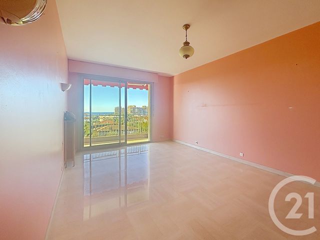 Appartement à vendre - 4 pièces - 135.79 m2 - ANTIBES - 06 - PROVENCE-ALPES-COTE-D-AZUR - Century 21 Roi Soleil