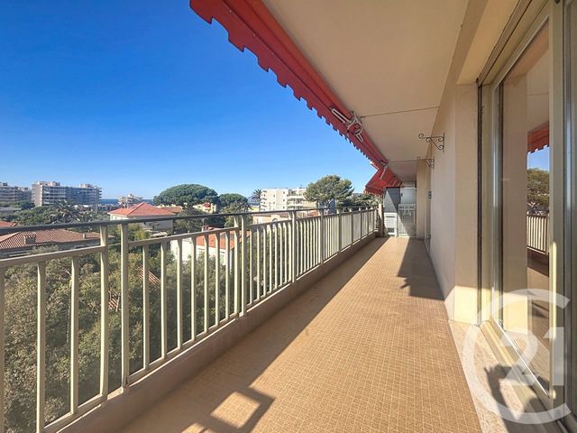Appartement à vendre - 4 pièces - 135.79 m2 - ANTIBES - 06 - PROVENCE-ALPES-COTE-D-AZUR - Century 21 Roi Soleil