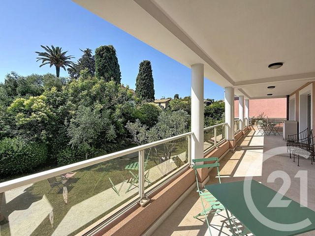 maison à vendre - 6 pièces - 240.0 m2 - ANTIBES - 06 - PROVENCE-ALPES-COTE-D-AZUR - Century 21 Roi Soleil