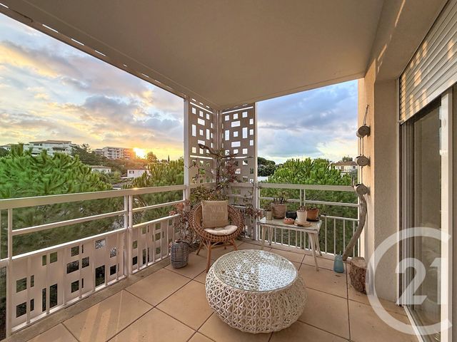 Appartement F3 à vendre - 3 pièces - 59.7 m2 - ANTIBES - 06 - PROVENCE-ALPES-COTE-D-AZUR - Century 21 Roi Soleil