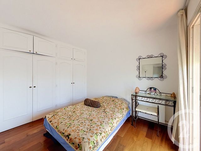 Appartement F3 à vendre - 3 pièces - 62.56 m2 - ANTIBES - 06 - PROVENCE-ALPES-COTE-D-AZUR - Century 21 Roi Soleil