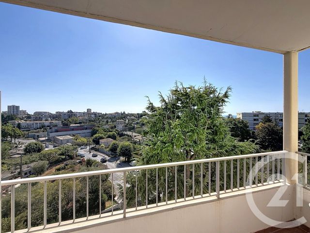 Appartement F3 à vendre - 3 pièces - 62.56 m2 - ANTIBES - 06 - PROVENCE-ALPES-COTE-D-AZUR - Century 21 Roi Soleil