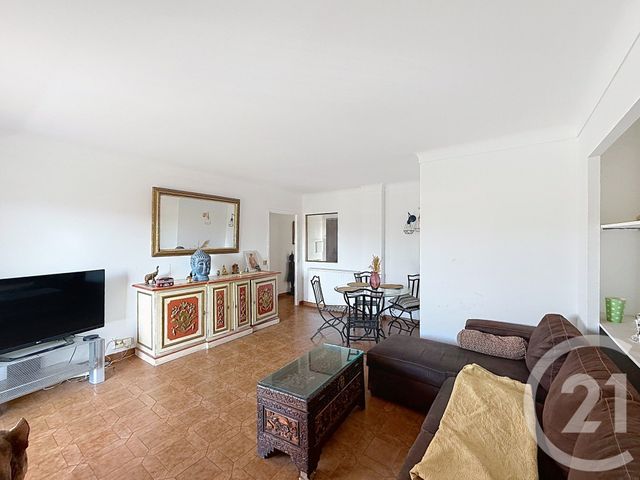 Appartement F3 à vendre - 3 pièces - 62.56 m2 - ANTIBES - 06 - PROVENCE-ALPES-COTE-D-AZUR - Century 21 Roi Soleil