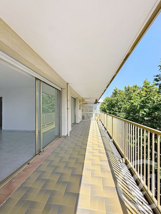 Appartement F4 à louer - 4 pièces - 89.84 m2 - ANTIBES - 06 - PROVENCE-ALPES-COTE-D-AZUR - Century 21 Roi Soleil