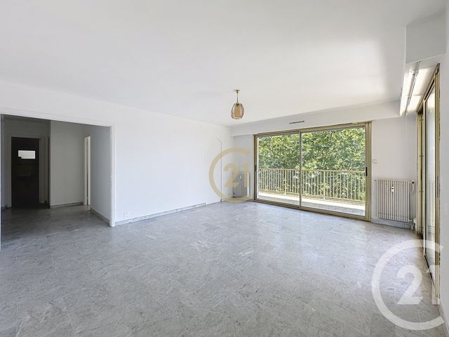 Appartement F4 à louer - 4 pièces - 89.84 m2 - ANTIBES - 06 - PROVENCE-ALPES-COTE-D-AZUR - Century 21 Roi Soleil