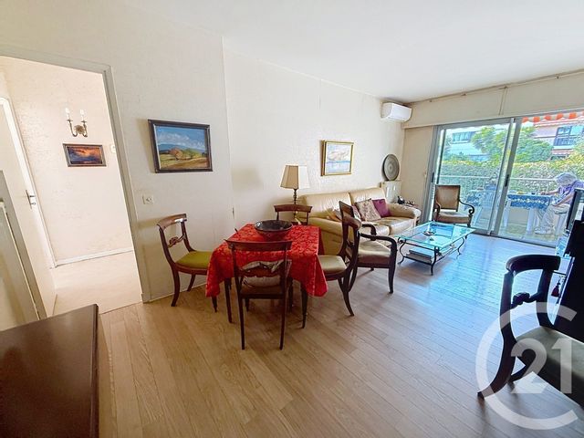 Appartement F4 à vendre - 4 pièces - 80.05 m2 - ANTIBES - 06 - PROVENCE-ALPES-COTE-D-AZUR - Century 21 Roi Soleil