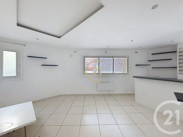 Appartement F2 à louer - 2 pièces - 40.11 m2 - VALLAURIS - 06 - PROVENCE-ALPES-COTE-D-AZUR - Century 21 Roi Soleil