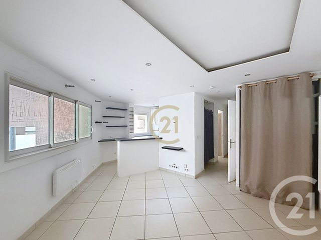 Appartement F2 à louer VALLAURIS