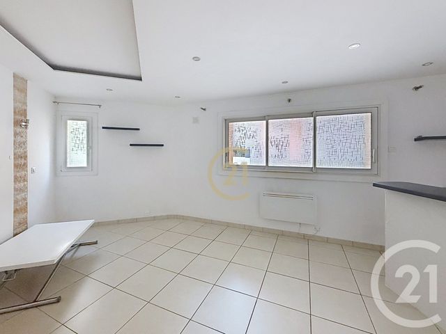Appartement F2 à louer - 2 pièces - 40.11 m2 - VALLAURIS - 06 - PROVENCE-ALPES-COTE-D-AZUR - Century 21 Roi Soleil