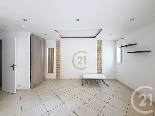 Appartement F2 à louer - 2 pièces - 40.11 m2 - VALLAURIS - 06 - PROVENCE-ALPES-COTE-D-AZUR - Century 21 Roi Soleil