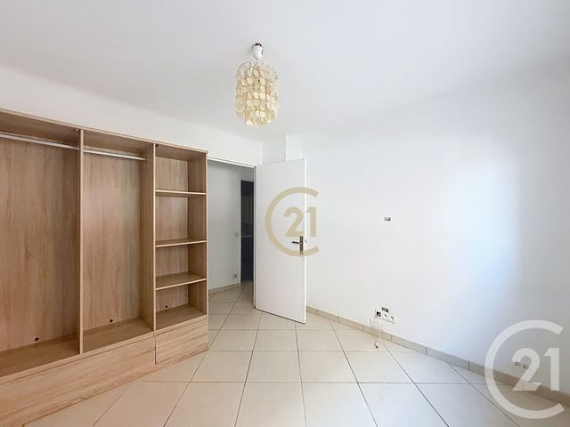 Appartement F2 à louer - 2 pièces - 40.11 m2 - VALLAURIS - 06 - PROVENCE-ALPES-COTE-D-AZUR - Century 21 Roi Soleil