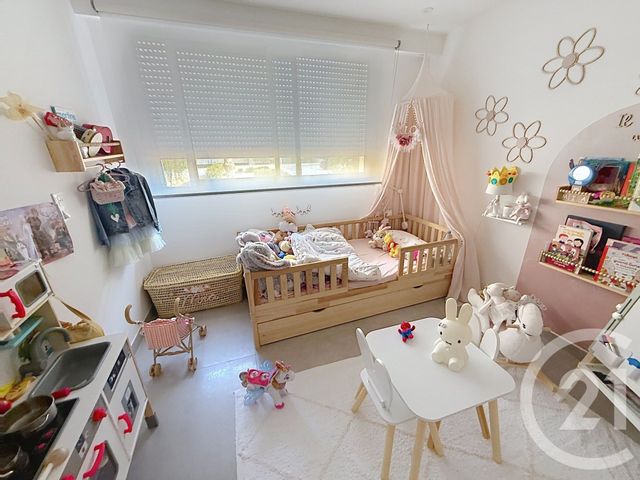 Appartement F4 à vendre - 4 pièces - 80.5 m2 - ANTIBES - 06 - PROVENCE-ALPES-COTE-D-AZUR - Century 21 Roi Soleil