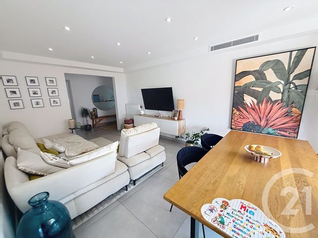 Appartement F4 à vendre - 4 pièces - 80.5 m2 - ANTIBES - 06 - PROVENCE-ALPES-COTE-D-AZUR - Century 21 Roi Soleil