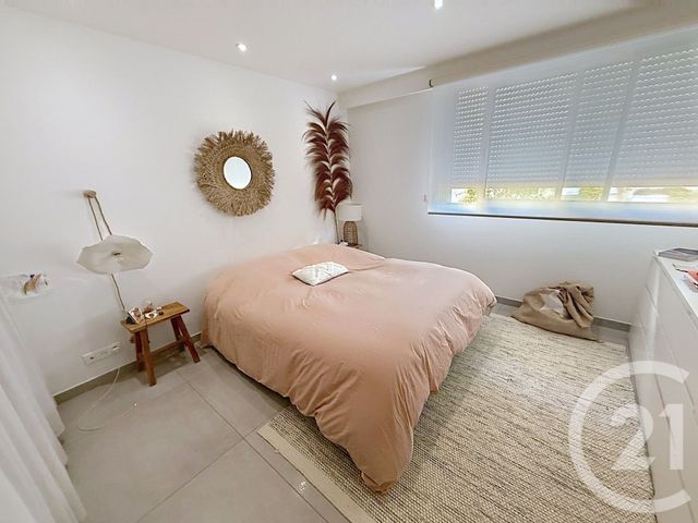 Appartement F4 à vendre - 4 pièces - 80.5 m2 - ANTIBES - 06 - PROVENCE-ALPES-COTE-D-AZUR - Century 21 Roi Soleil