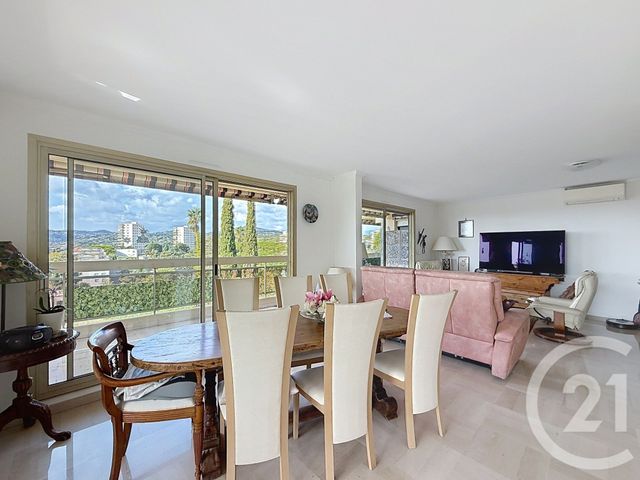 Appartement F4 à vendre - 4 pièces - 97.35 m2 - ANTIBES - 06 - PROVENCE-ALPES-COTE-D-AZUR - Century 21 Roi Soleil