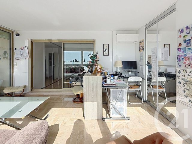 Appartement F4 à vendre - 4 pièces - 97.35 m2 - ANTIBES - 06 - PROVENCE-ALPES-COTE-D-AZUR - Century 21 Roi Soleil