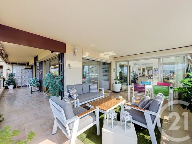 Appartement F4 à vendre - 4 pièces - 97.35 m2 - ANTIBES - 06 - PROVENCE-ALPES-COTE-D-AZUR - Century 21 Roi Soleil