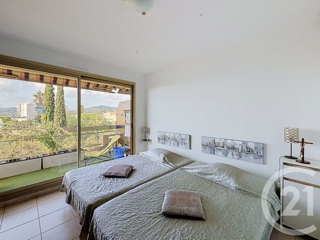 Appartement F4 à vendre - 4 pièces - 97.35 m2 - ANTIBES - 06 - PROVENCE-ALPES-COTE-D-AZUR - Century 21 Roi Soleil