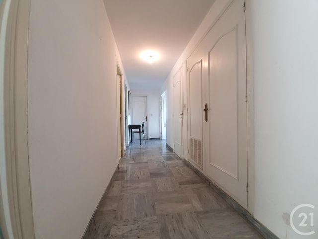 Afficher la photo en grand Appartement F3 à vendre - 3 pièces - 66.0 m2 - ANTIBES - 06 - PROVENCE-ALPES-COTE-D-AZUR - Century 21 Roi Soleil