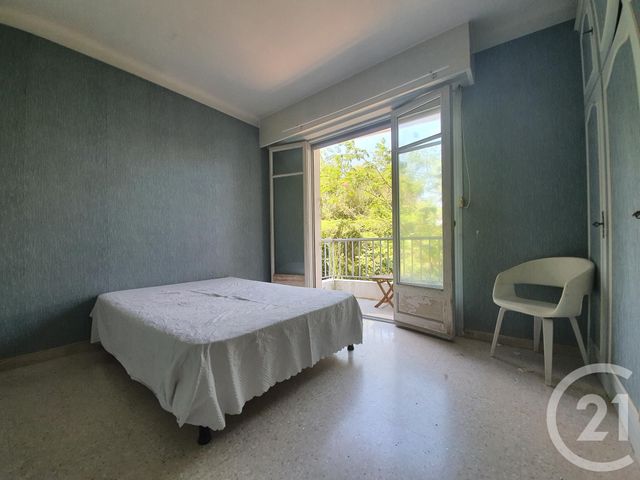 Afficher la photo en grand Appartement F3 à vendre - 3 pièces - 66.0 m2 - ANTIBES - 06 - PROVENCE-ALPES-COTE-D-AZUR - Century 21 Roi Soleil