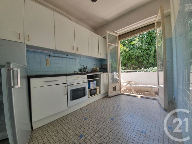 Afficher la photo en grand Appartement F3 à vendre - 3 pièces - 66.0 m2 - ANTIBES - 06 - PROVENCE-ALPES-COTE-D-AZUR - Century 21 Roi Soleil