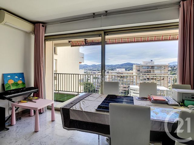 Appartement F3 à vendre - 3 pièces - 74.29 m2 - JUAN LES PINS - 06 - PROVENCE-ALPES-COTE-D-AZUR - Century 21 Roi Soleil Appartement F3 à vendre - 3 pièces - 74.29 m2 - JUAN LES PINS - 06 - PROVENCE-ALPES-COTE-D-AZUR - Century 21 Roi Soleil