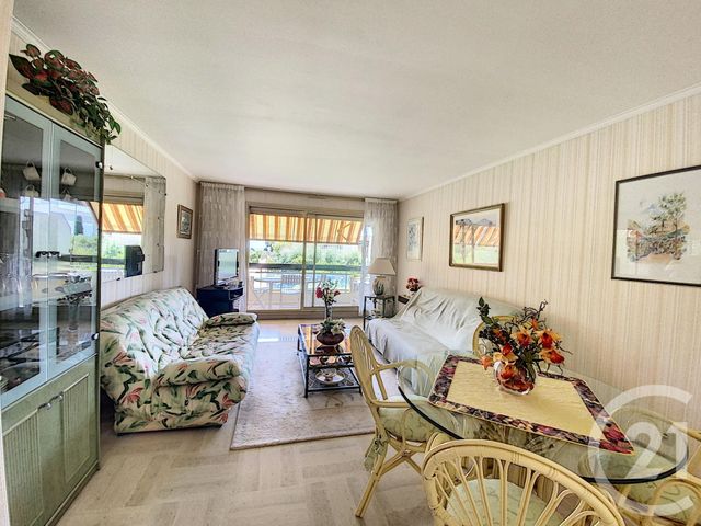 Afficher la photo en grand Appartement F2 à vendre - 2 pièces - 59.64 m2 - ANTIBES - 06 - PROVENCE-ALPES-COTE-D-AZUR - Century 21 Roi Soleil