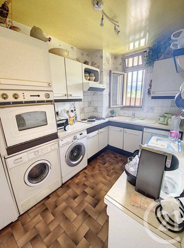 Afficher la photo en grand Appartement F2 à vendre - 2 pièces - 59.64 m2 - ANTIBES - 06 - PROVENCE-ALPES-COTE-D-AZUR - Century 21 Roi Soleil