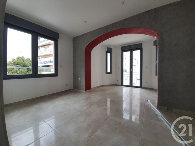 Afficher la photo en grand Appartement F3 à vendre - 3 pièces - 83.69 m2 - ANTIBES - 06 - PROVENCE-ALPES-COTE-D-AZUR - Century 21 Roi Soleil