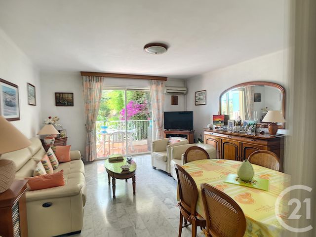 Afficher la photo en grand Appartement F3 à vendre - 3 pièces - 62.0 m2 - ANTIBES - 06 - PROVENCE-ALPES-COTE-D-AZUR - Century 21 Roi Soleil