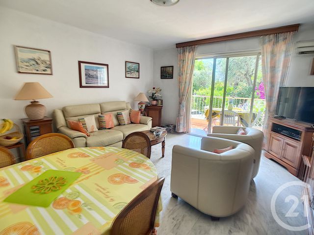 Afficher la photo en grand Appartement F3 à vendre - 3 pièces - 62.0 m2 - ANTIBES - 06 - PROVENCE-ALPES-COTE-D-AZUR - Century 21 Roi Soleil