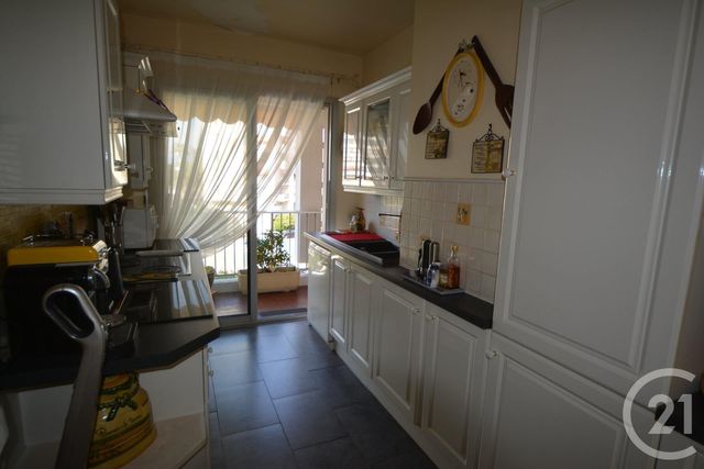 Afficher la photo en grand Appartement F4 à vendre - 4 pièces - 90.0 m2 - ANTIBES - 06 - PROVENCE-ALPES-COTE-D-AZUR - Century 21 Roi Soleil