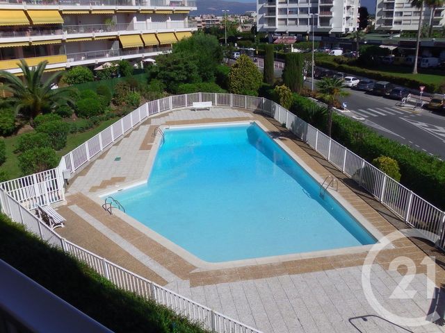 Afficher la photo en grand Appartement F4 à vendre - 4 pièces - 90.0 m2 - ANTIBES - 06 - PROVENCE-ALPES-COTE-D-AZUR - Century 21 Roi Soleil