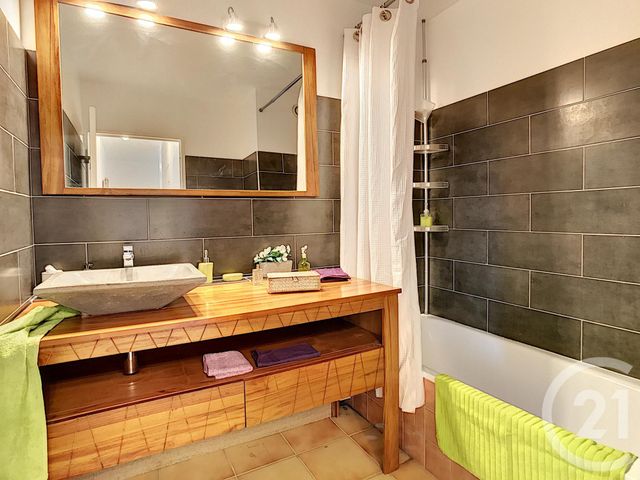 Afficher la photo en grand Appartement F3 à vendre - 3 pièces - 63.0 m2 - ANTIBES - 06 - PROVENCE-ALPES-COTE-D-AZUR - Century 21 Roi Soleil