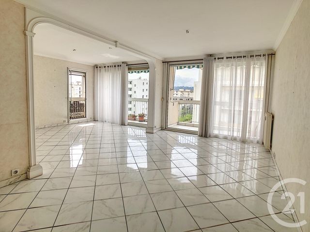 Appartement F4 à vendre - 4 pièces - 93.0 m2 - JUAN LES PINS - 06 - PROVENCE-ALPES-COTE-D-AZUR - Century 21 Roi Soleil Appartement F4 à vendre - 4 pièces - 93.0 m2 - JUAN LES PINS - 06 - PROVENCE-ALPES-COTE-D-AZUR - Century 21 Roi Soleil