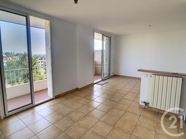 Afficher la photo en grand Appartement F3 à vendre - 3 pièces - 62.0 m2 - ANTIBES - 06 - PROVENCE-ALPES-COTE-D-AZUR - Century 21 Roi Soleil