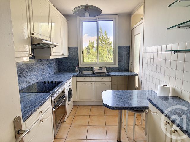 Afficher la photo en grand Appartement F3 à vendre - 3 pièces - 62.0 m2 - ANTIBES - 06 - PROVENCE-ALPES-COTE-D-AZUR - Century 21 Roi Soleil
