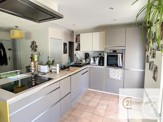 Appartement F4 à vendre - 4 pièces - 80.0 m2 - ANTIBES - 06 - PROVENCE-ALPES-COTE-D-AZUR - Century 21 Roi Soleil Appartement F4 à vendre - 4 pièces - 80.0 m2 - ANTIBES - 06 - PROVENCE-ALPES-COTE-D-AZUR - Century 21 Roi Soleil