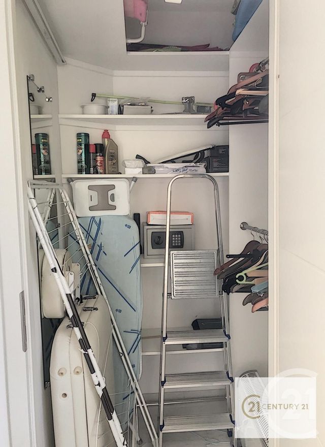 Appartement F3 à vendre - 3 pièces - 64.87 m2 - JUAN LES PINS - 06 - PROVENCE-ALPES-COTE-D-AZUR - Century 21 Roi Soleil Appartement F3 à vendre - 3 pièces - 64.87 m2 - JUAN LES PINS - 06 - PROVENCE-ALPES-COTE-D-AZUR - Century 21 Roi Soleil