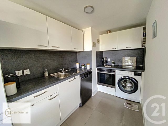Appartement F2 à vendre - 2 pièces - 48.1 m2 - ANTIBES - 06 - PROVENCE-ALPES-COTE-D-AZUR - Century 21 Roi Soleil Appartement F2 à vendre - 2 pièces - 48.1 m2 - ANTIBES - 06 - PROVENCE-ALPES-COTE-D-AZUR - Century 21 Roi Soleil