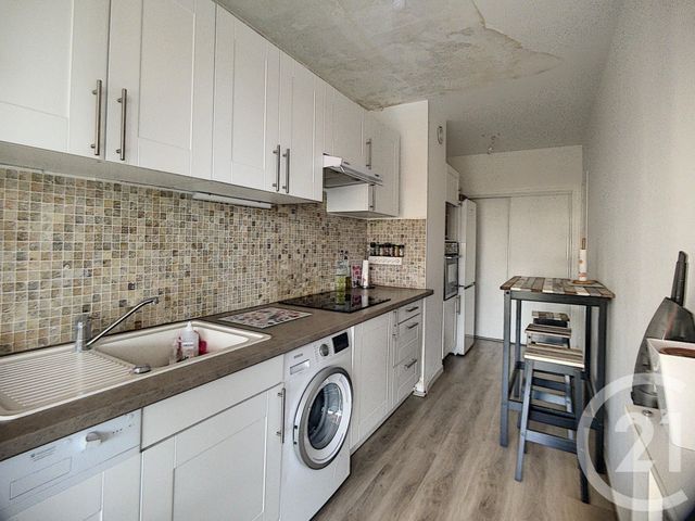 Appartement F2 à vendre - 2 pièces - 52.84 m2 - ANTIBES - 06 - PROVENCE-ALPES-COTE-D-AZUR - Century 21 Roi Soleil Appartement F2 à vendre - 2 pièces - 52.84 m2 - ANTIBES - 06 - PROVENCE-ALPES-COTE-D-AZUR - Century 21 Roi Soleil
