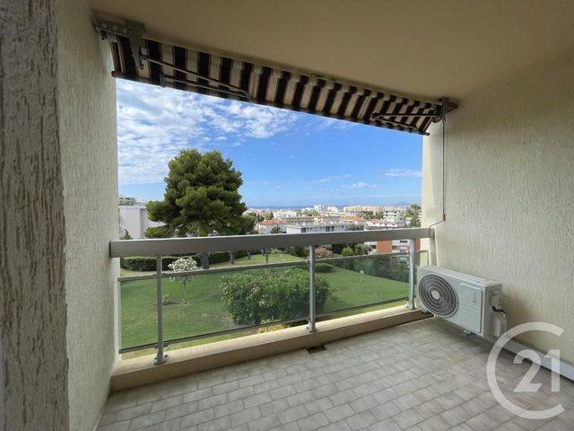Afficher la photo en grand Appartement F2 à vendre - 2 pièces - 48.0 m2 - JUAN LES PINS - 06 - PROVENCE-ALPES-COTE-D-AZUR - Century 21 Roi Soleil