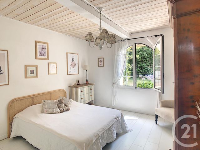 Afficher la photo en grand maison à vendre - 5 pièces - 137.77 m2 - ANTIBES - 06 - PROVENCE-ALPES-COTE-D-AZUR - Century 21 Roi Soleil